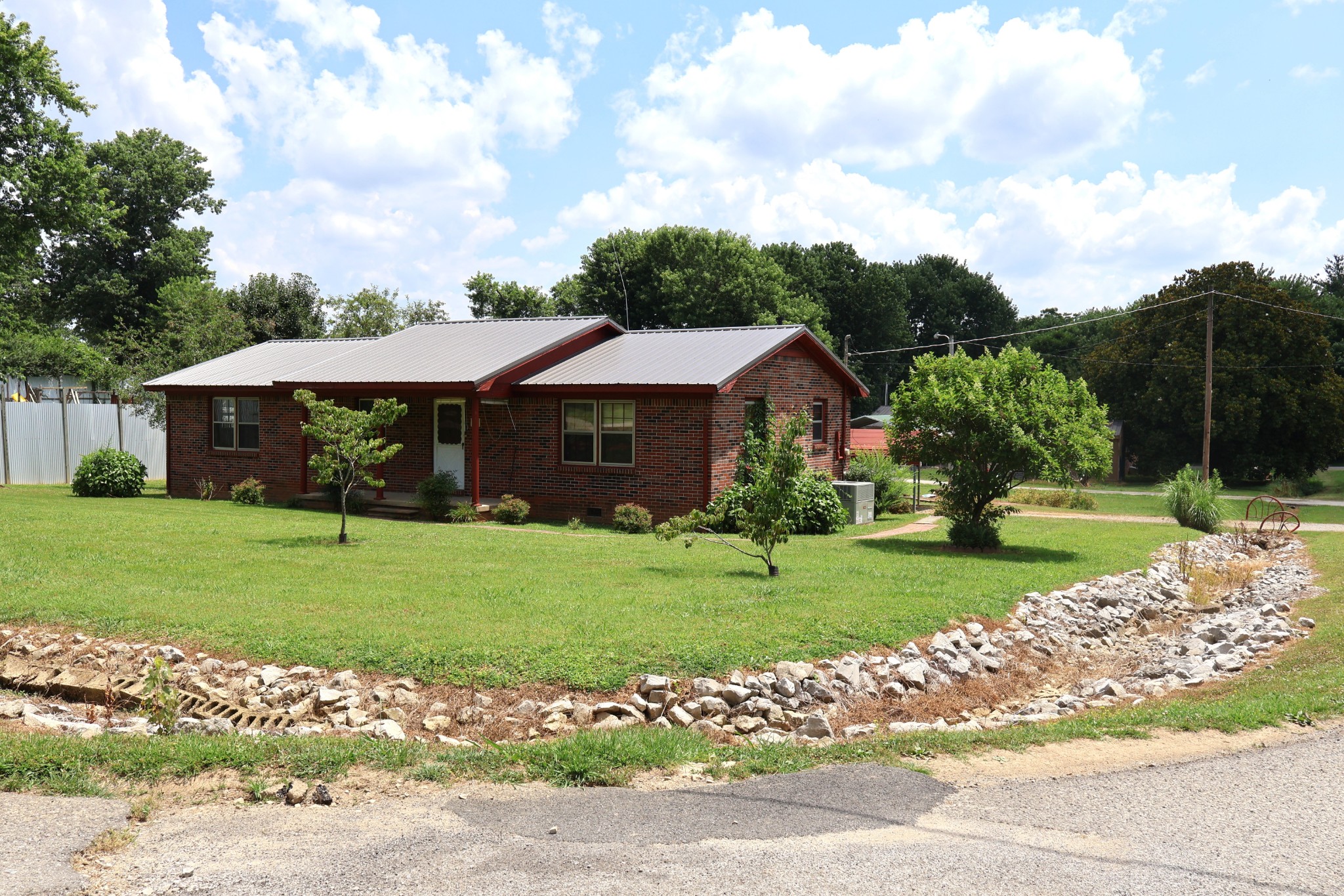261 Circle Hill Dr