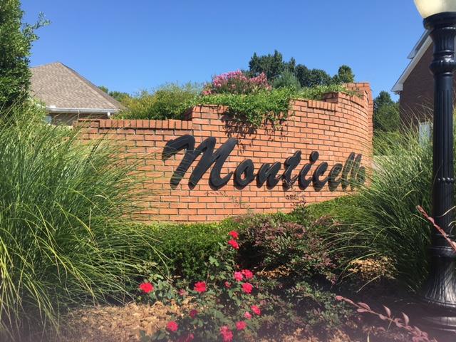 Photo 1 of 3 — 644 Appomattox Ct, Clarksville, TN 37043