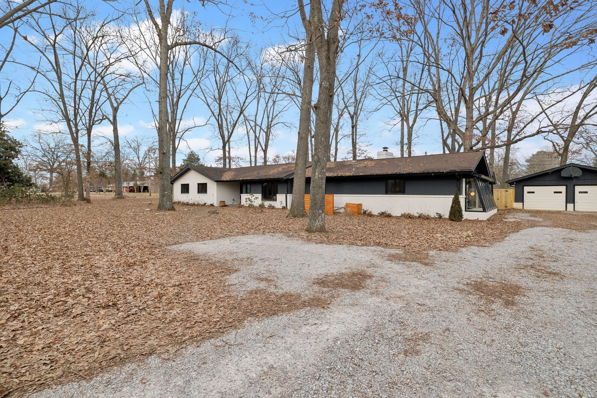 Tullahoma, Tennessee 37388, United States, 4 Bedrooms Bedrooms, ,3 BathroomsBathrooms,Residential,Active,15538