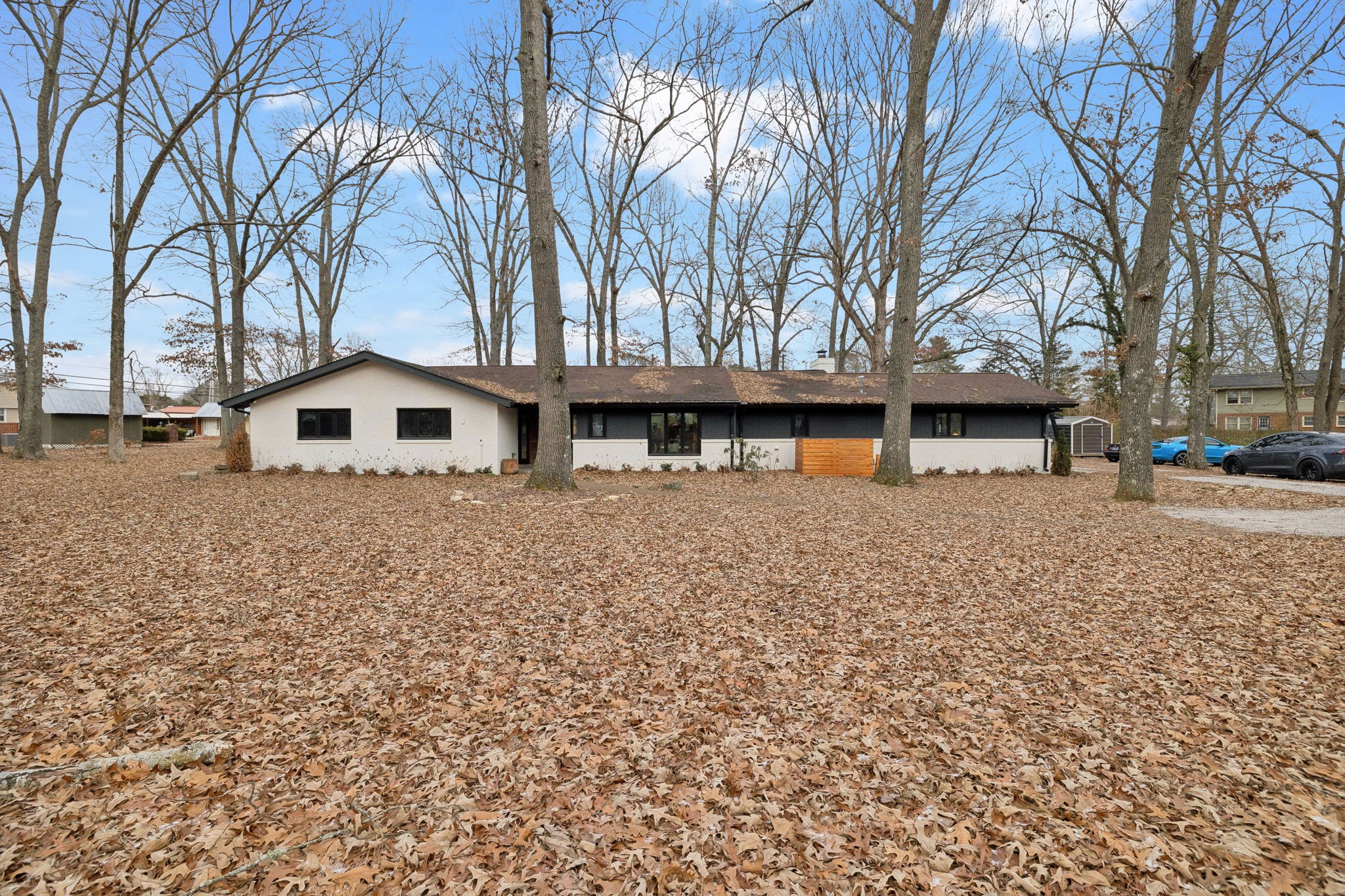 Tullahoma, Tennessee 37388, United States, 4 Bedrooms Bedrooms, ,3 BathroomsBathrooms,Residential,Active,15538