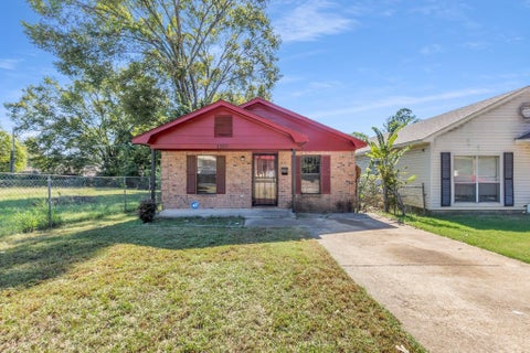 Photo of 1397 Gill Ave, Memphis, TN 38106 (MLS # 3614479)