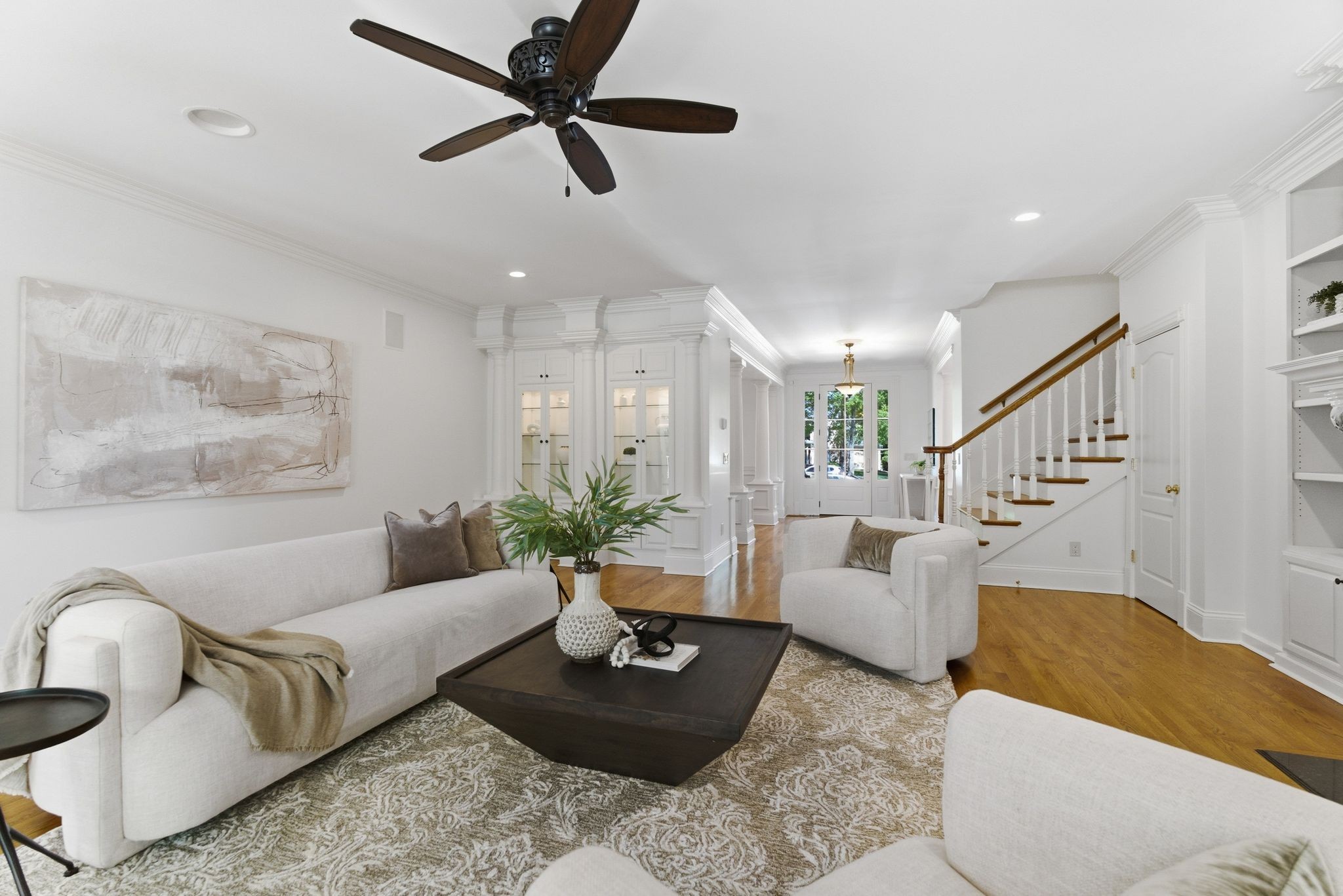 9429 Weatherly Dr