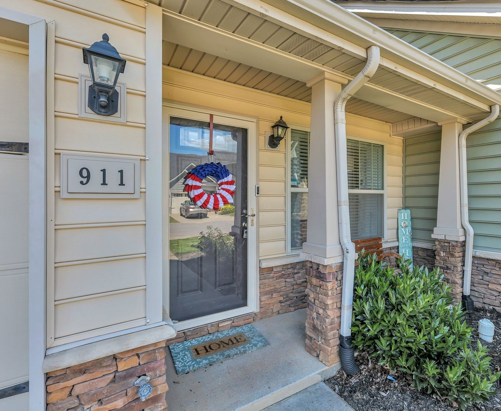911 Keepsake Diamond Ln