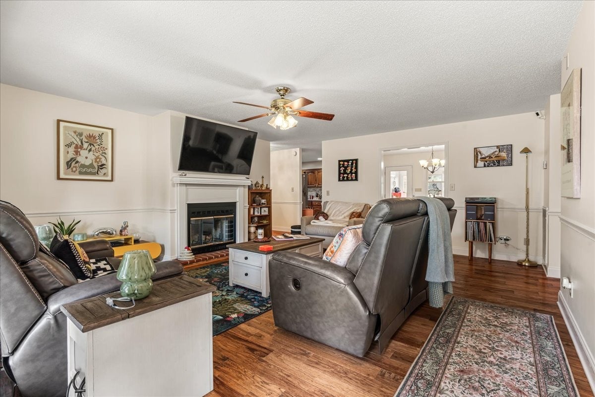 430 Lynnwood Dr