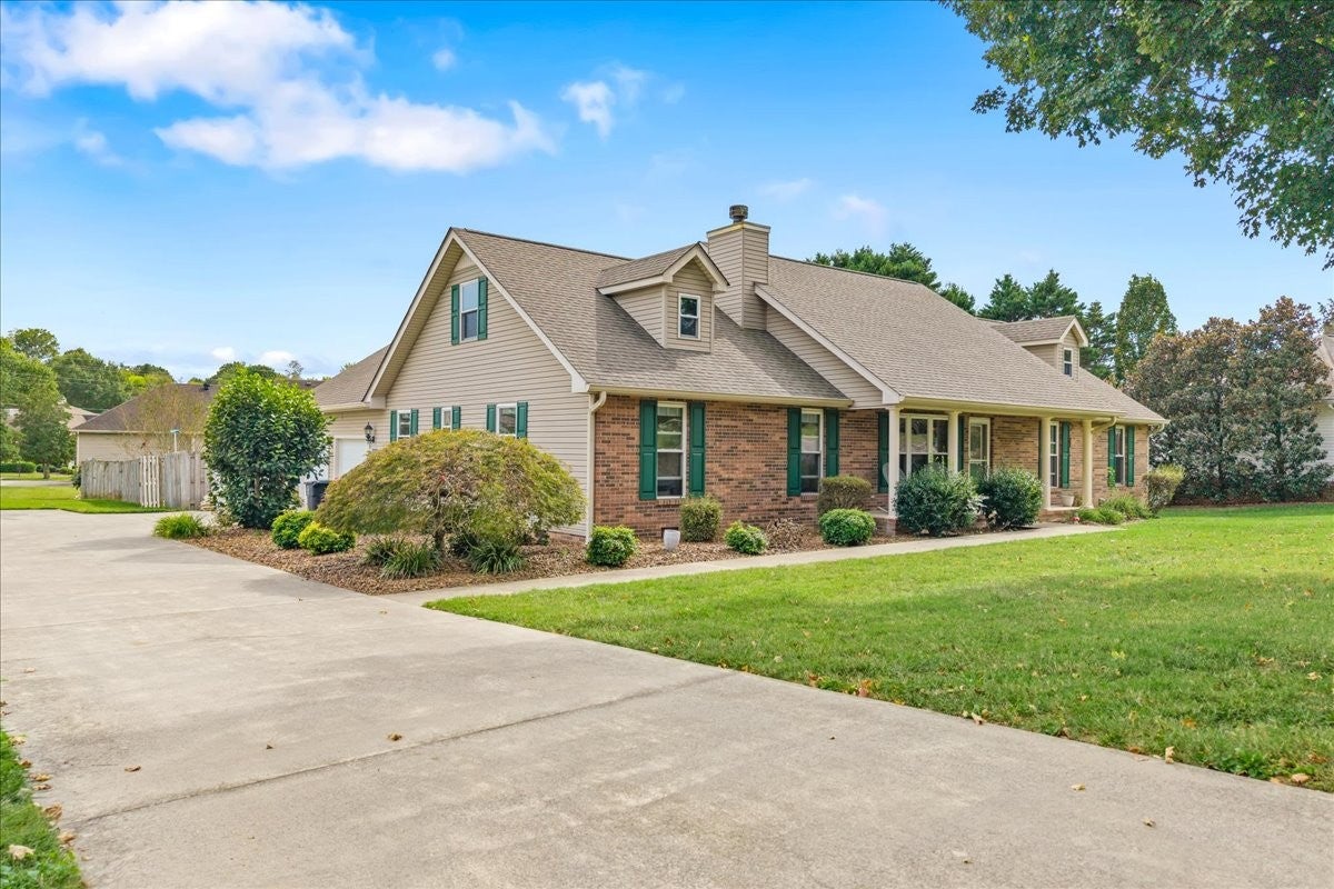 430 Lynnwood Dr