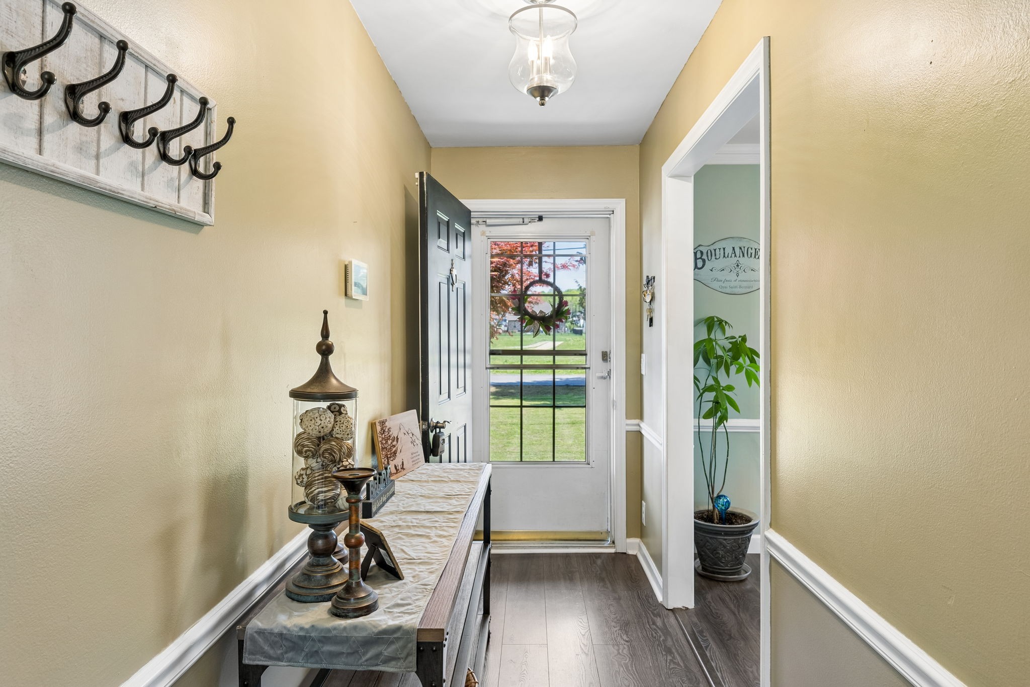 2911 Stewart Creek Rd