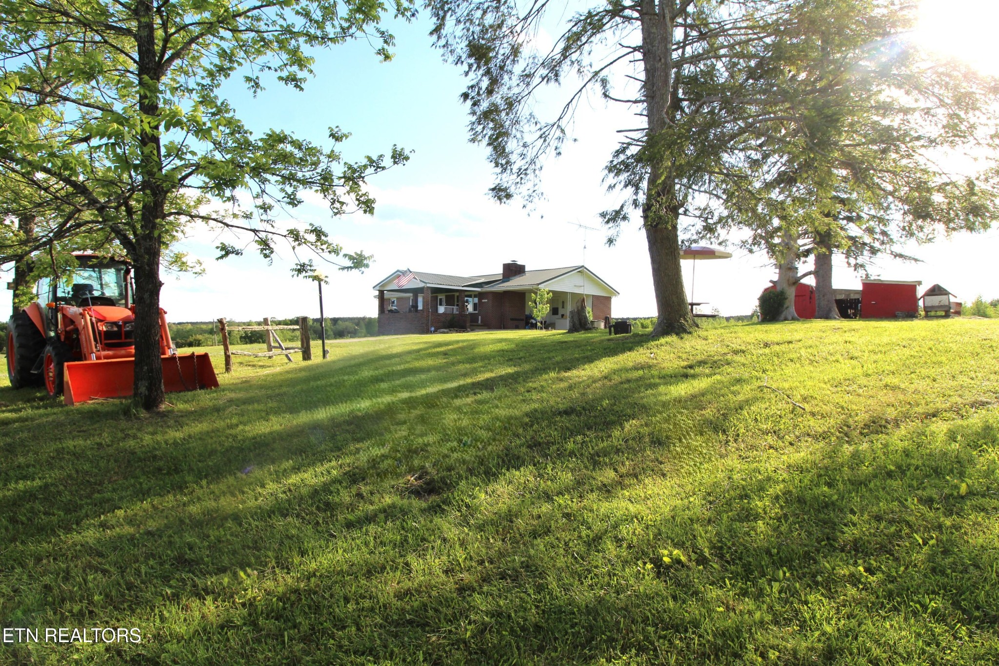 1038 Newton Lane