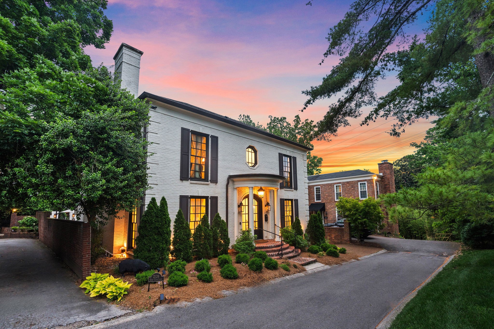 2126 Golf Club Ln