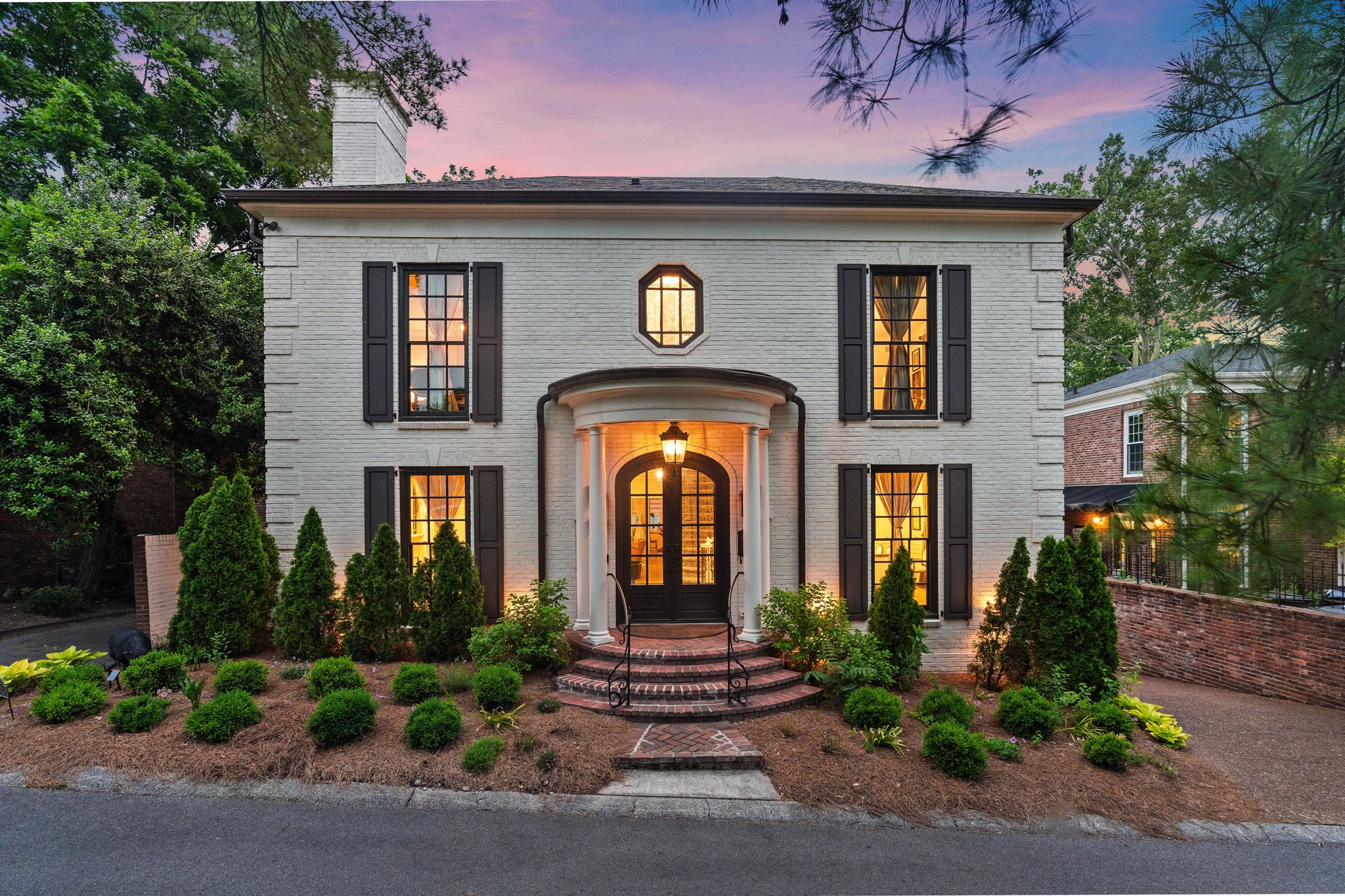 2126 Golf Club Ln