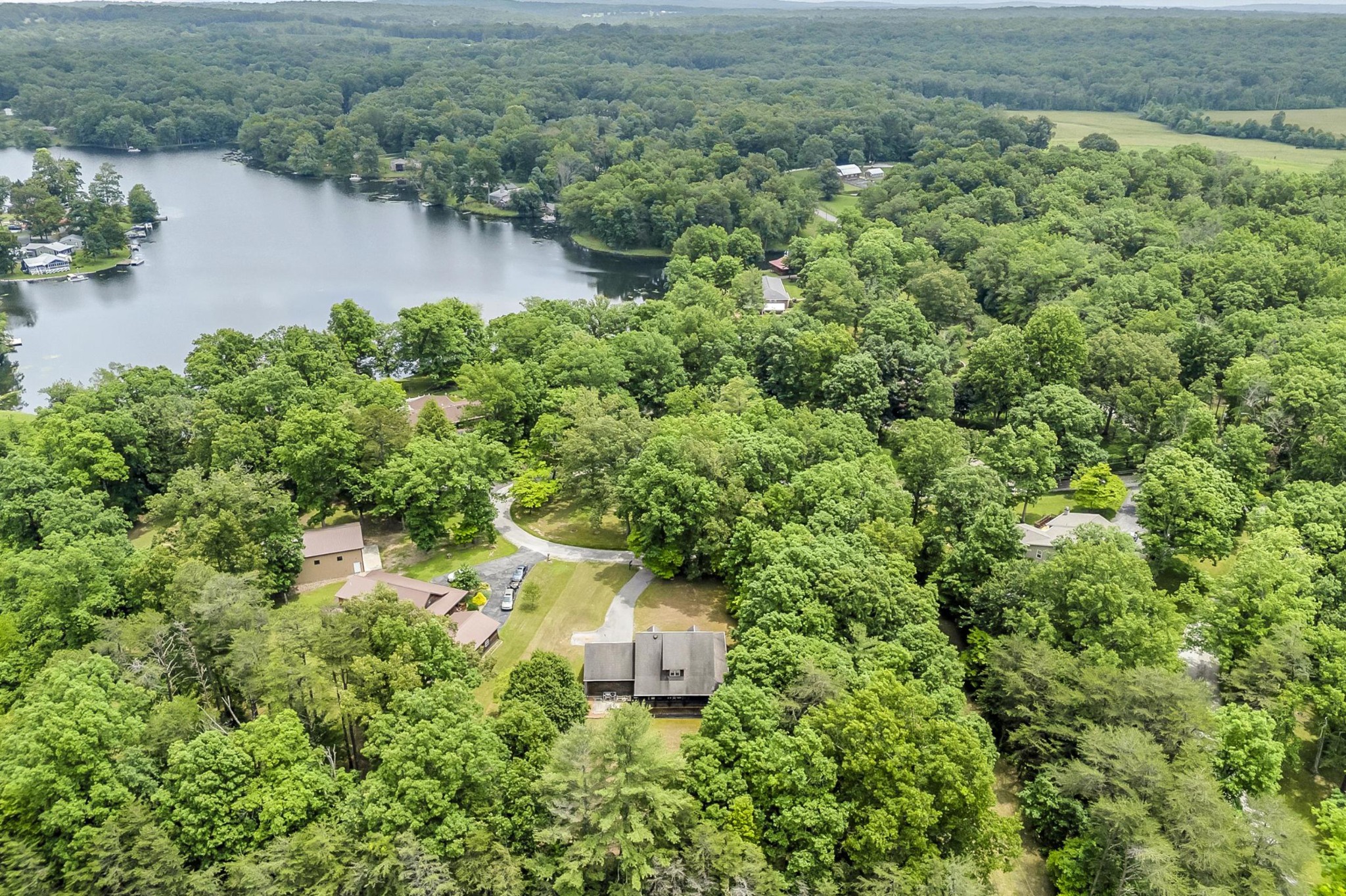 81 Pine Tree Cir
