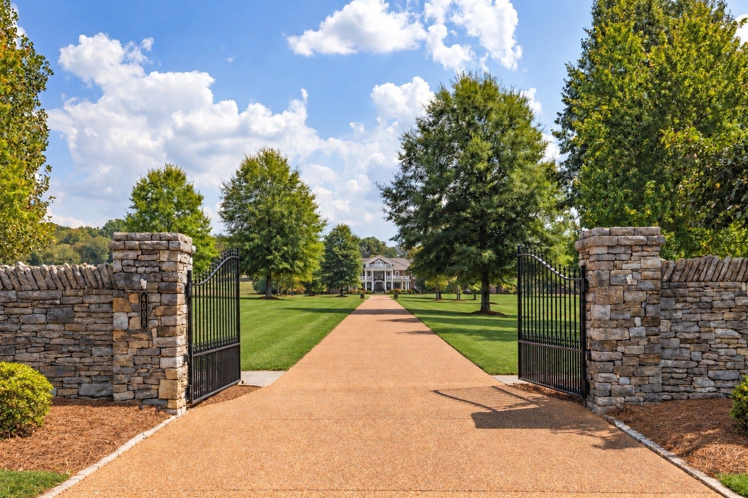 4008 Carters Creek Pike 1