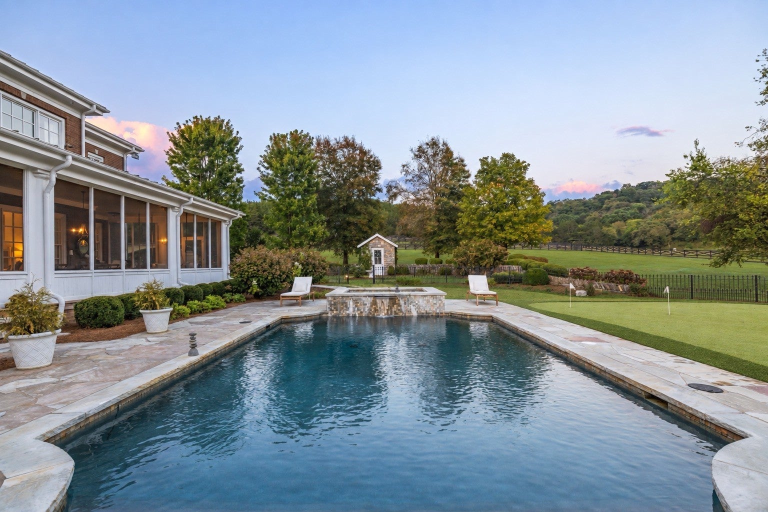 4008 Carters Creek Pike 1