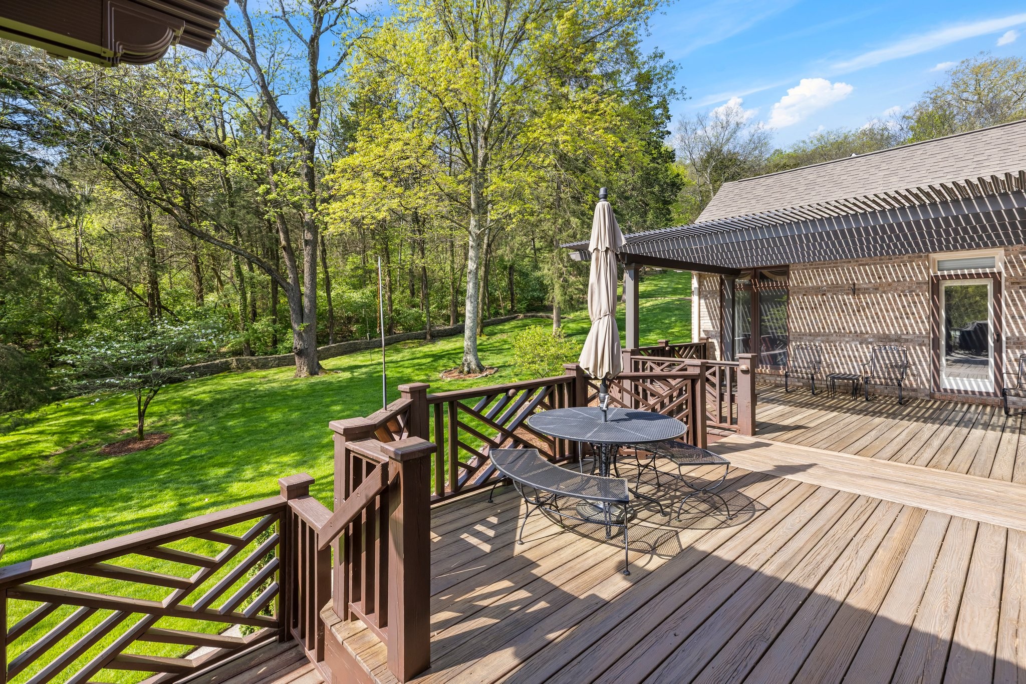 Brentwood, Tennessee 37027, United States, 4 Bedrooms Bedrooms, ,5 BathroomsBathrooms,Residential,Active,20011