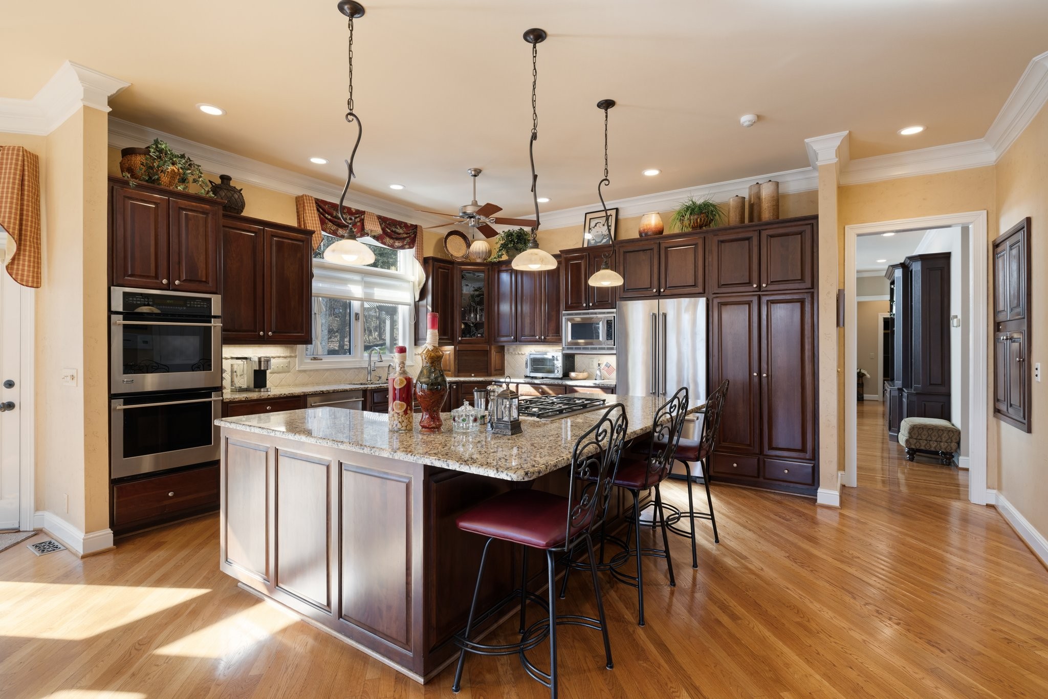 Brentwood, Tennessee 37027, United States, 4 Bedrooms Bedrooms, ,5 BathroomsBathrooms,Residential,Active,20011