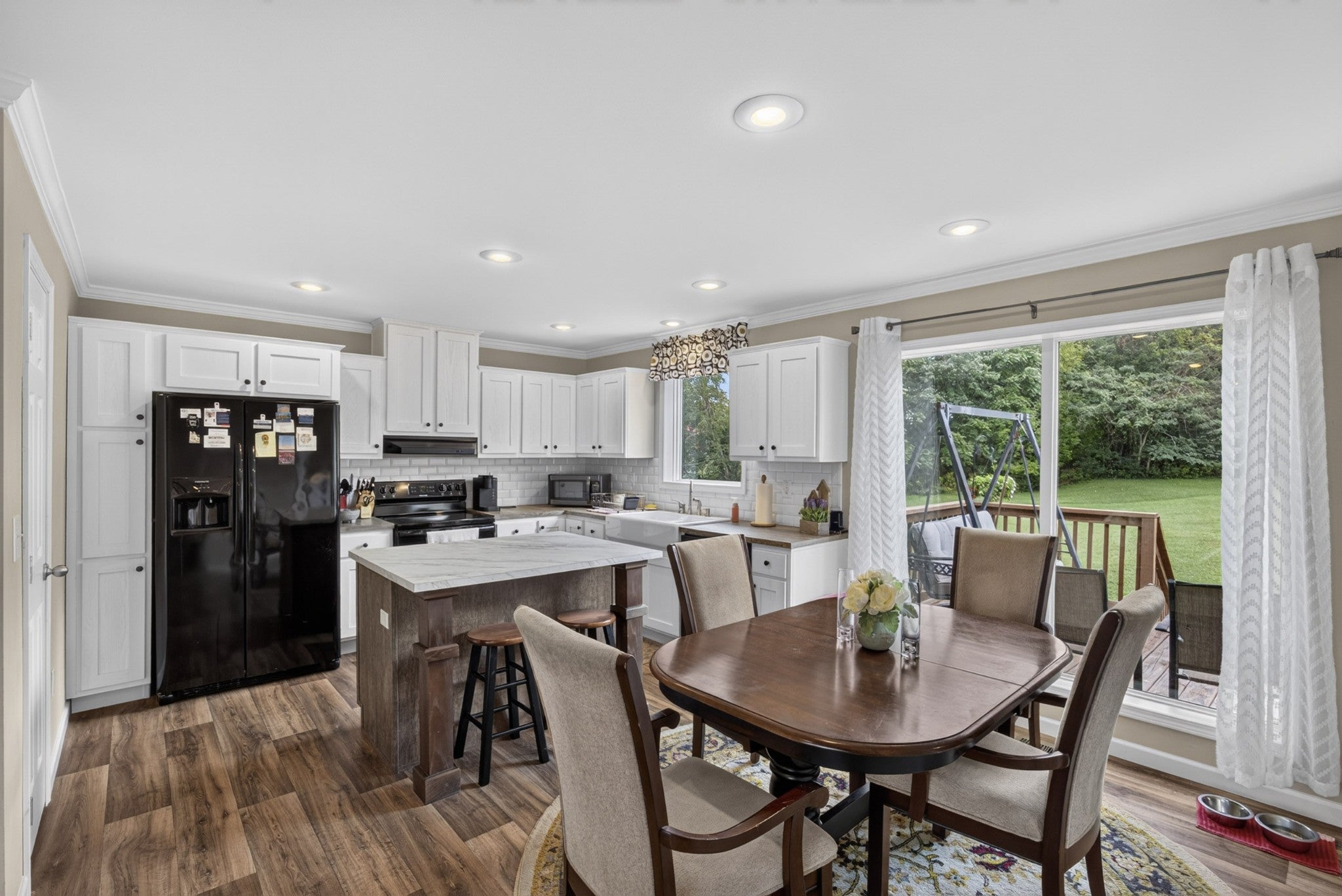 127 Mirage Dr