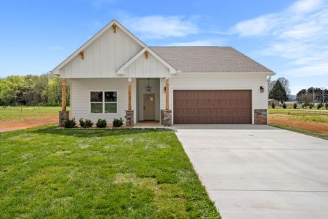 56 Deer Valley Cir Winchester TN 37398