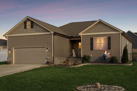 Photo of 1203 Fredricksburg St, Franklin, KY 42134 (MLS # 3061859)