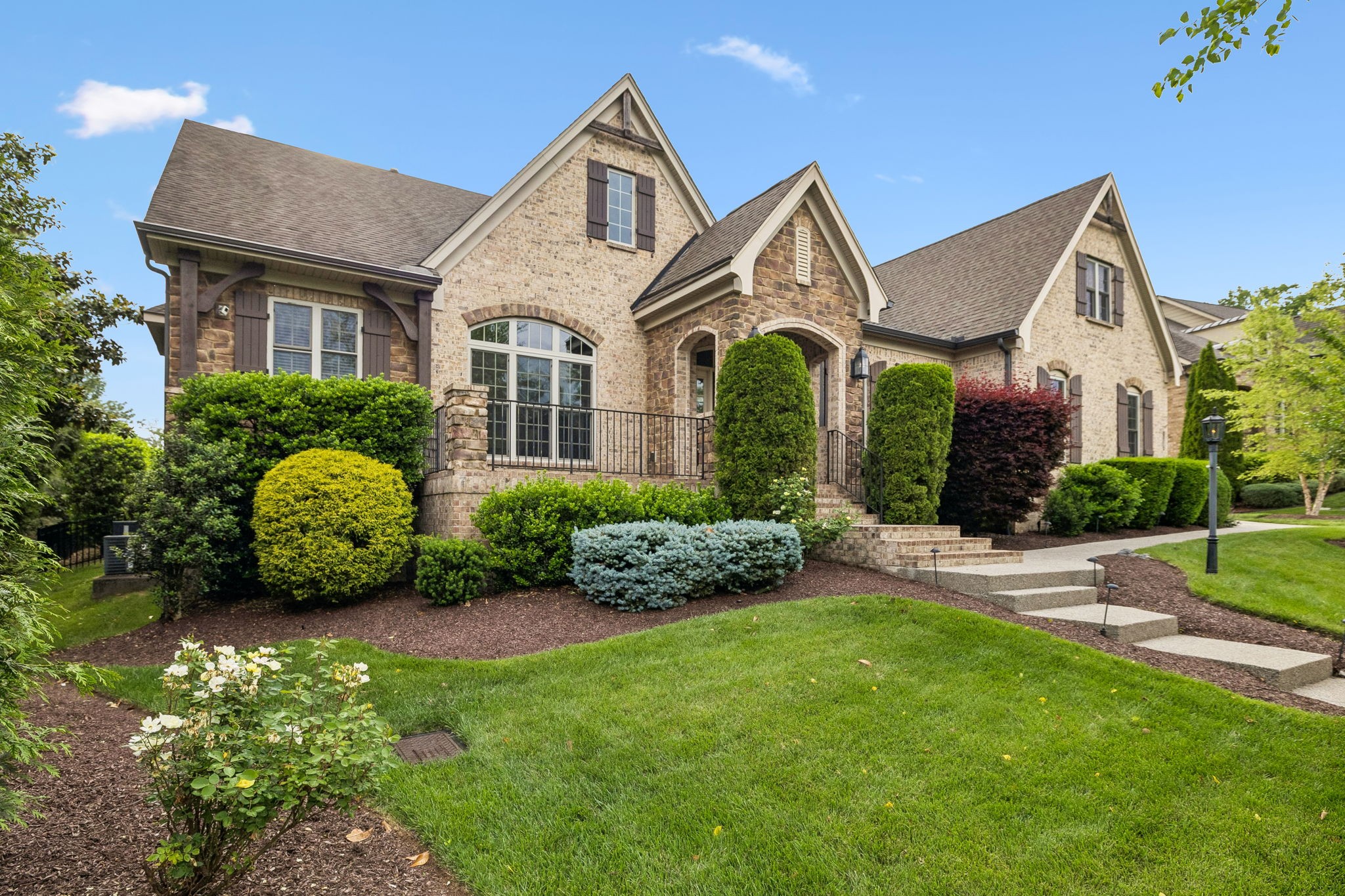 1101 Kirkwood Dr