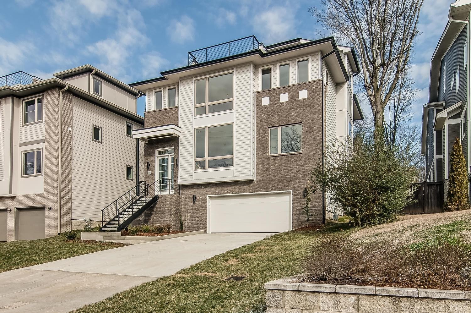 1006 Waverly Ave