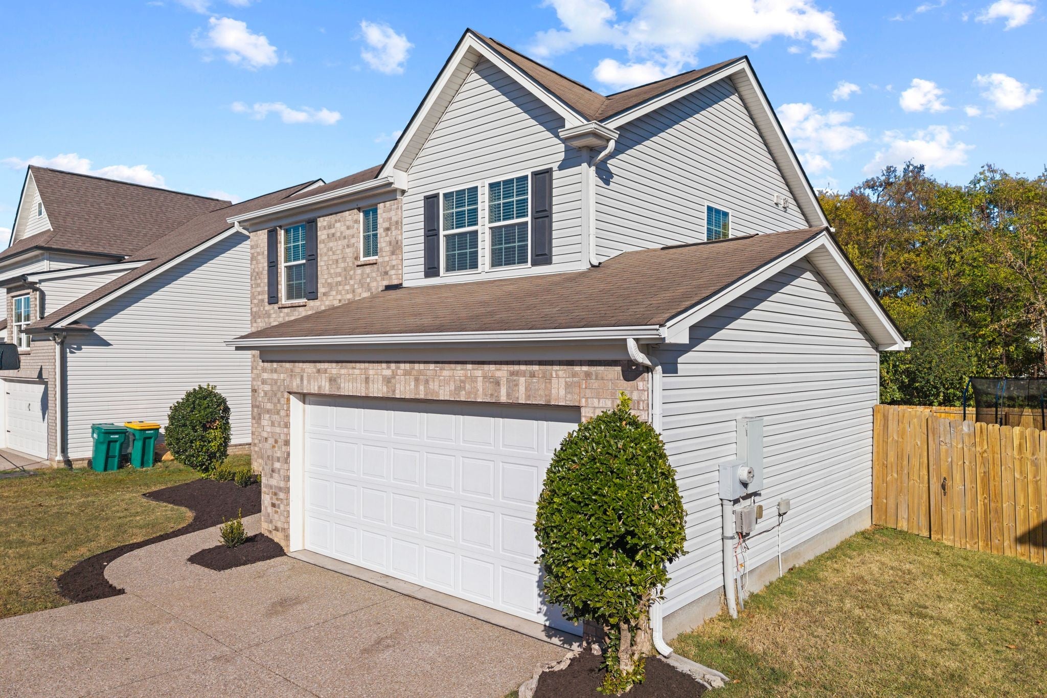 1022 Solomon Ln