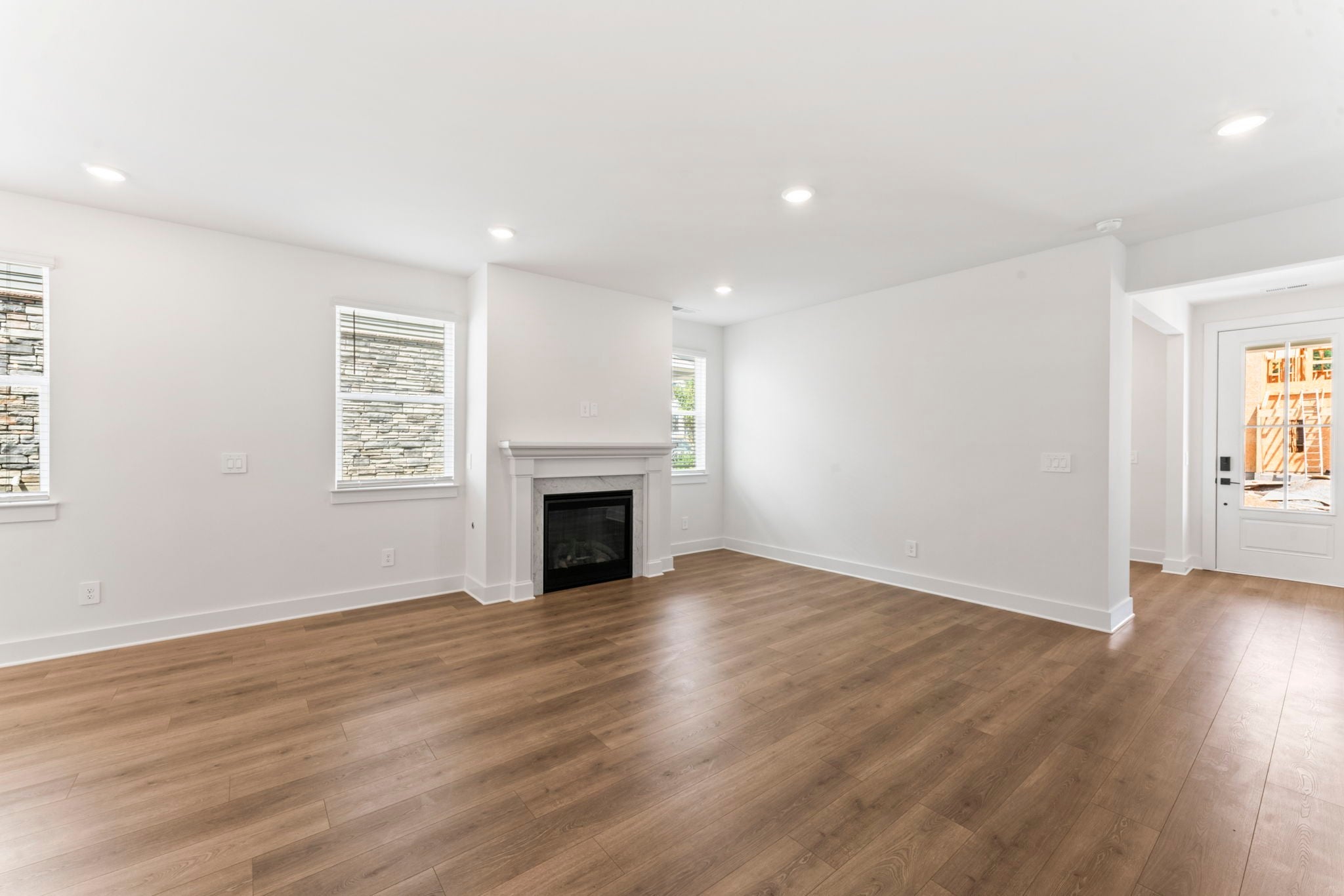 4042 Poplar Farms Dr