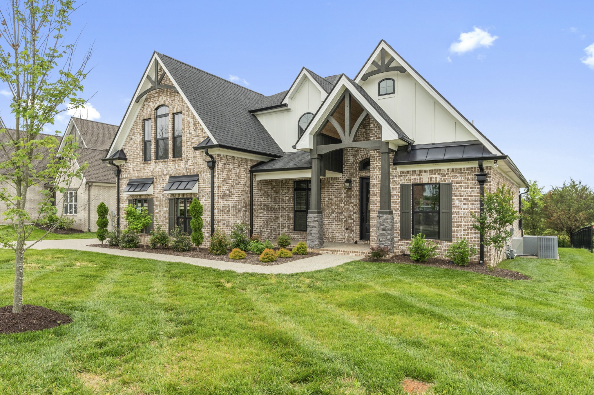 1106 Collin Drive #208