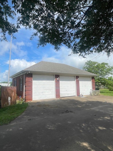 33 Bishop Rd