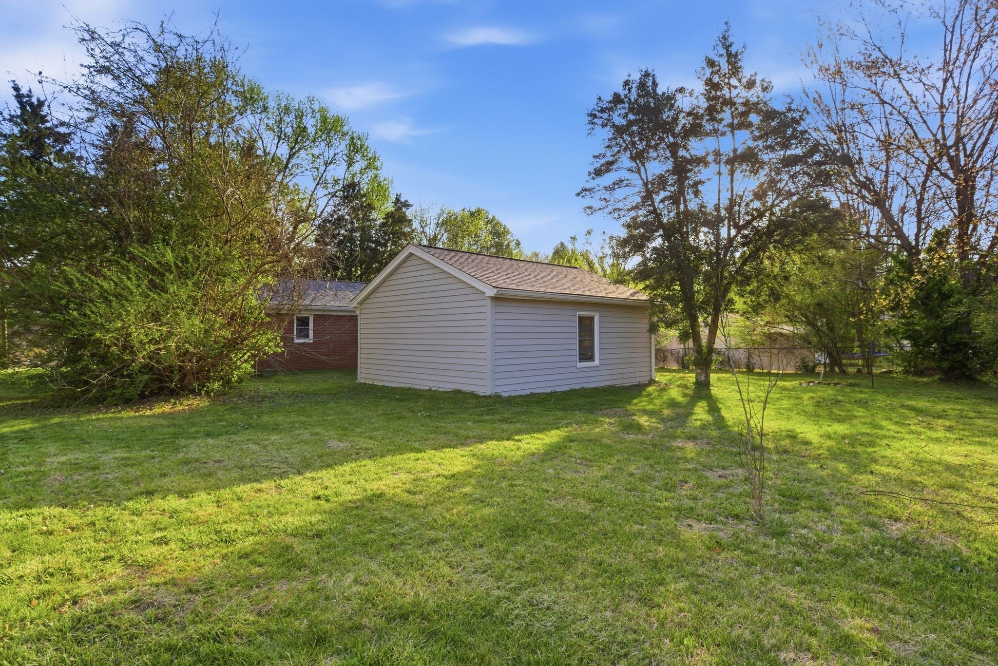 110 Old Pond Ln