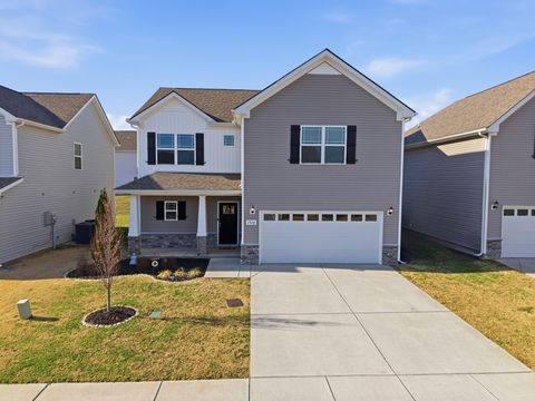 1924 Albarado Trl Murfreesboro TN 37128