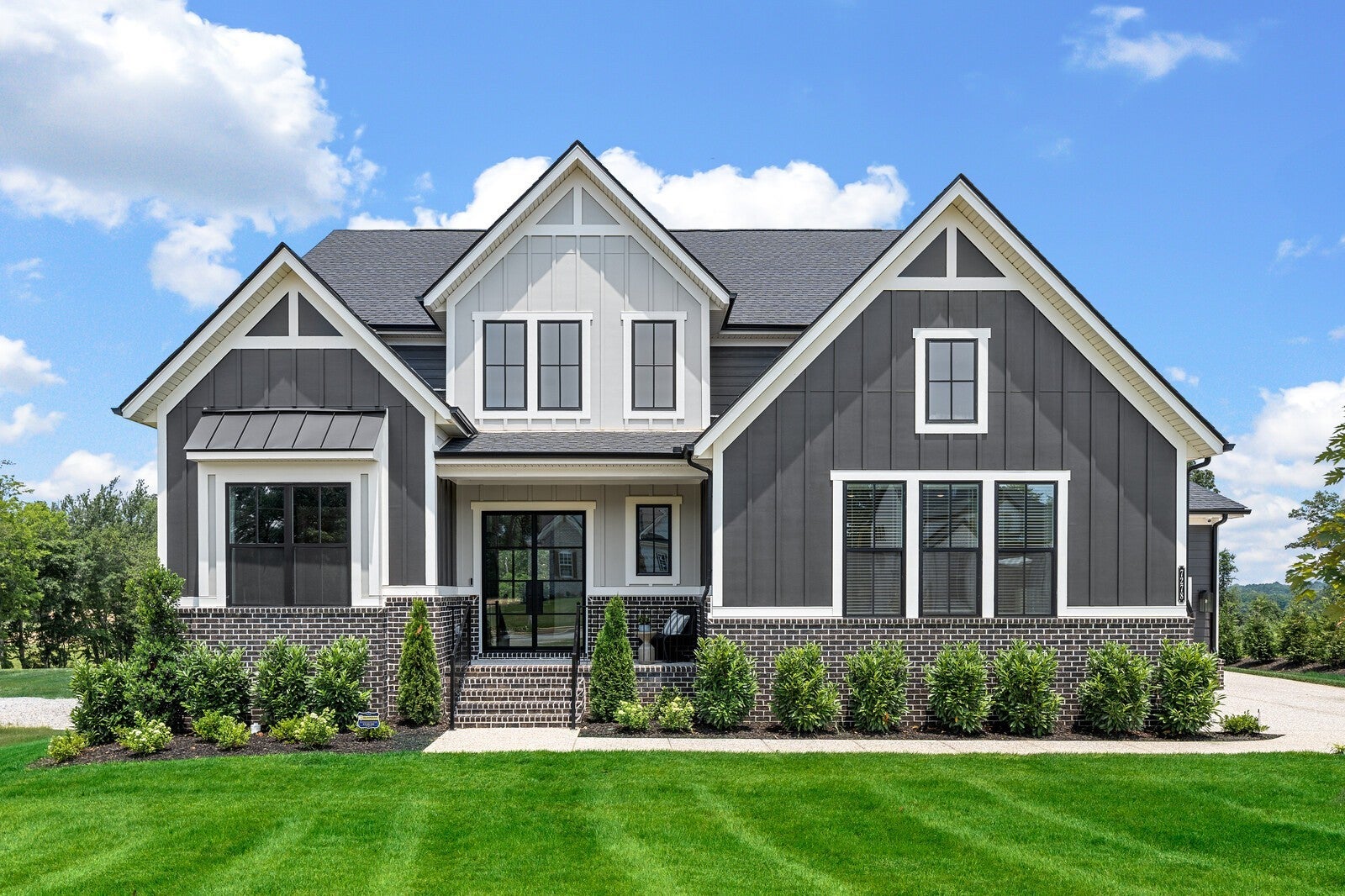 4-bed listing at 7249 Woodruff Dr, Fairview