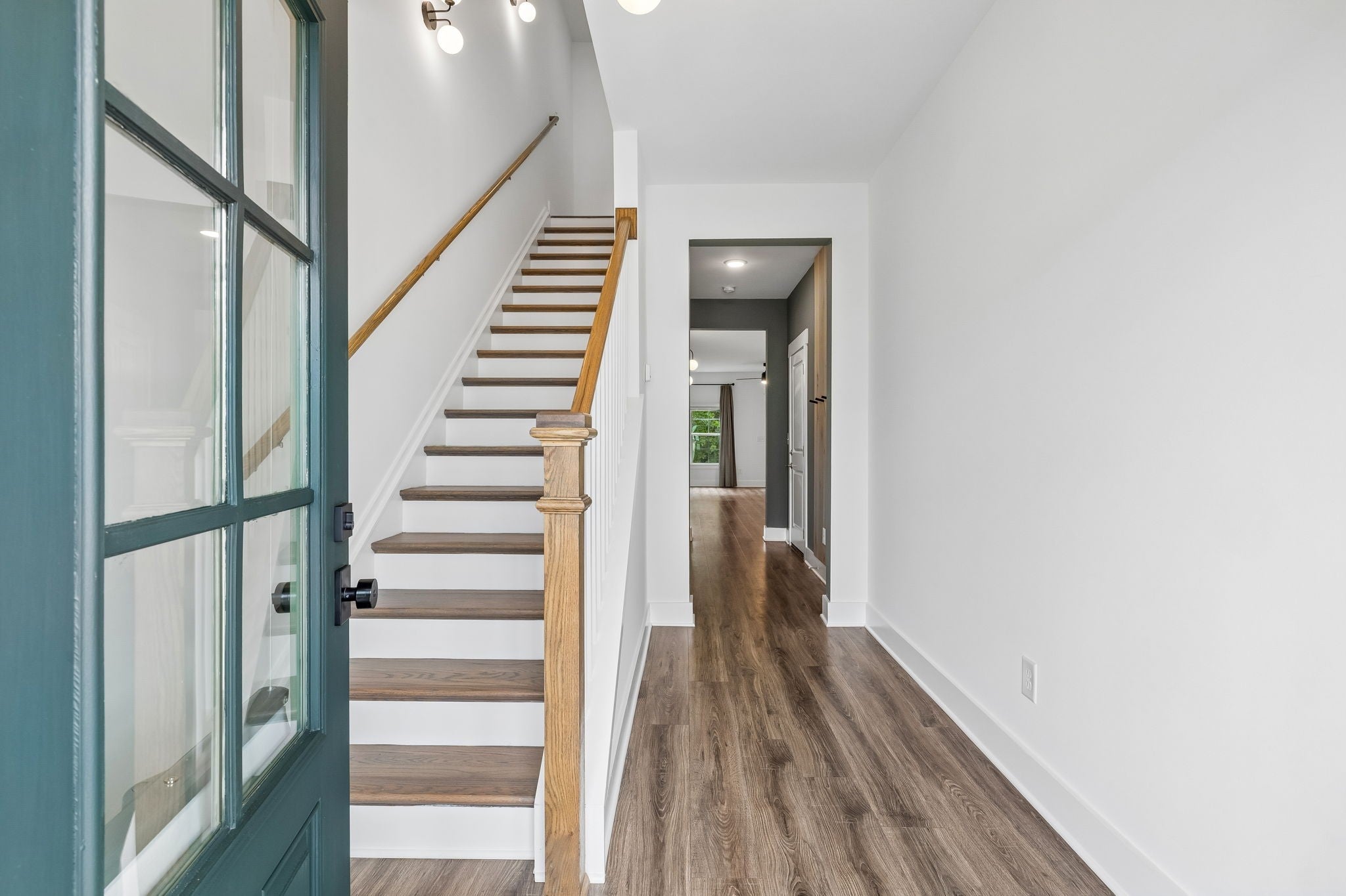 1073 Sweetleaf Dr