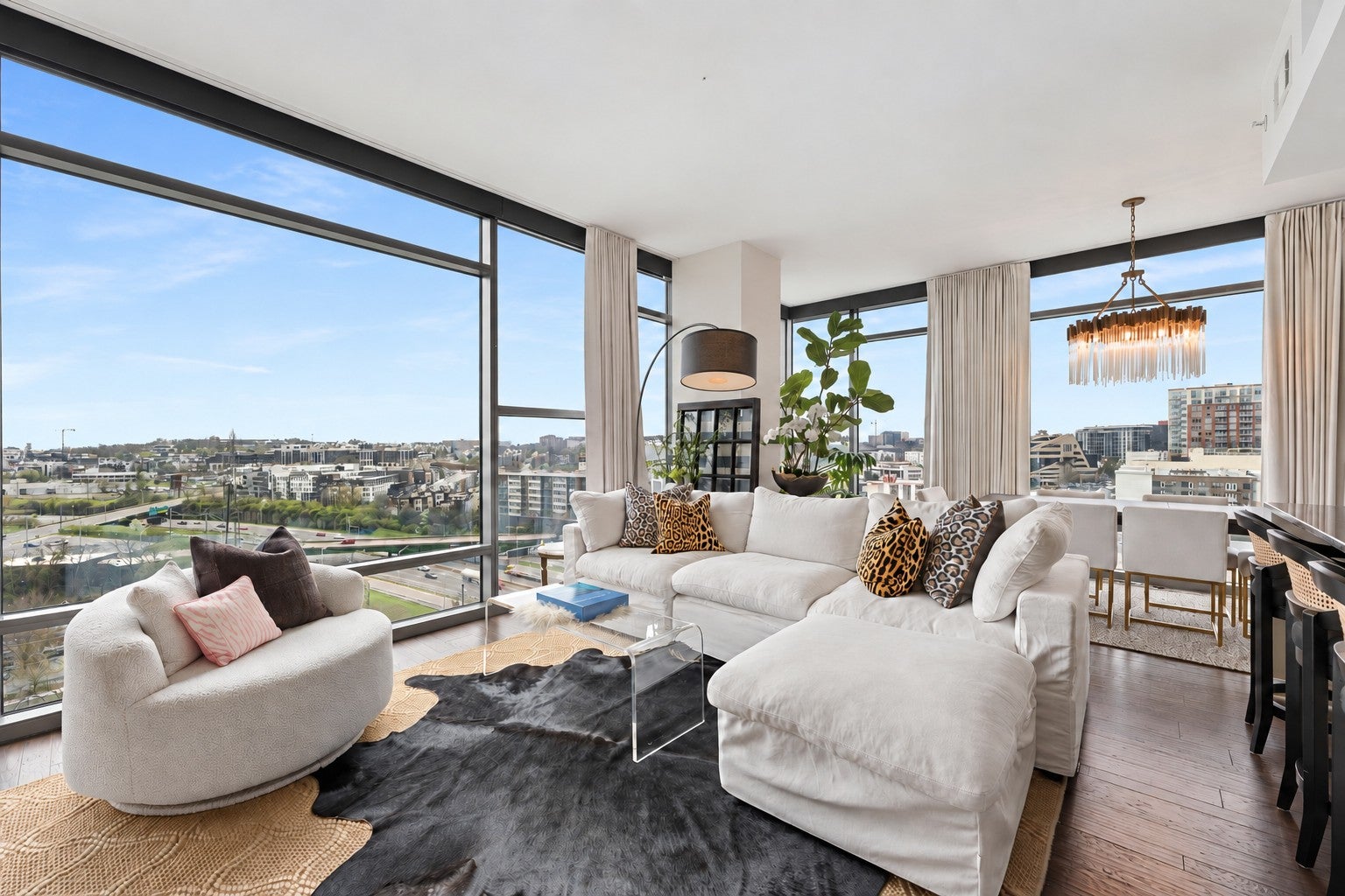 2-bed listing at 1212 Laurel St 1213, Nashville