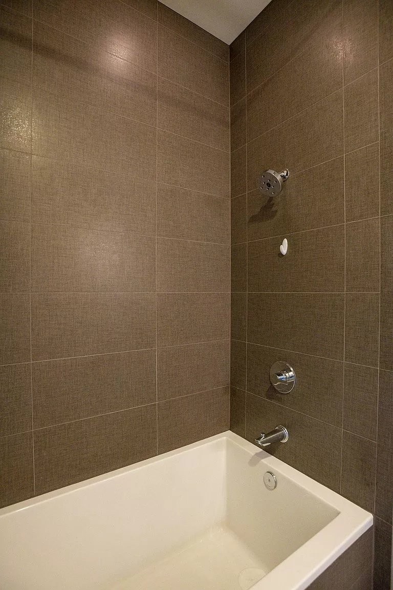 Nashville, Tennessee 37203, United States, 2 Bedrooms Bedrooms, ,2 BathroomsBathrooms,Residential,Active,144484