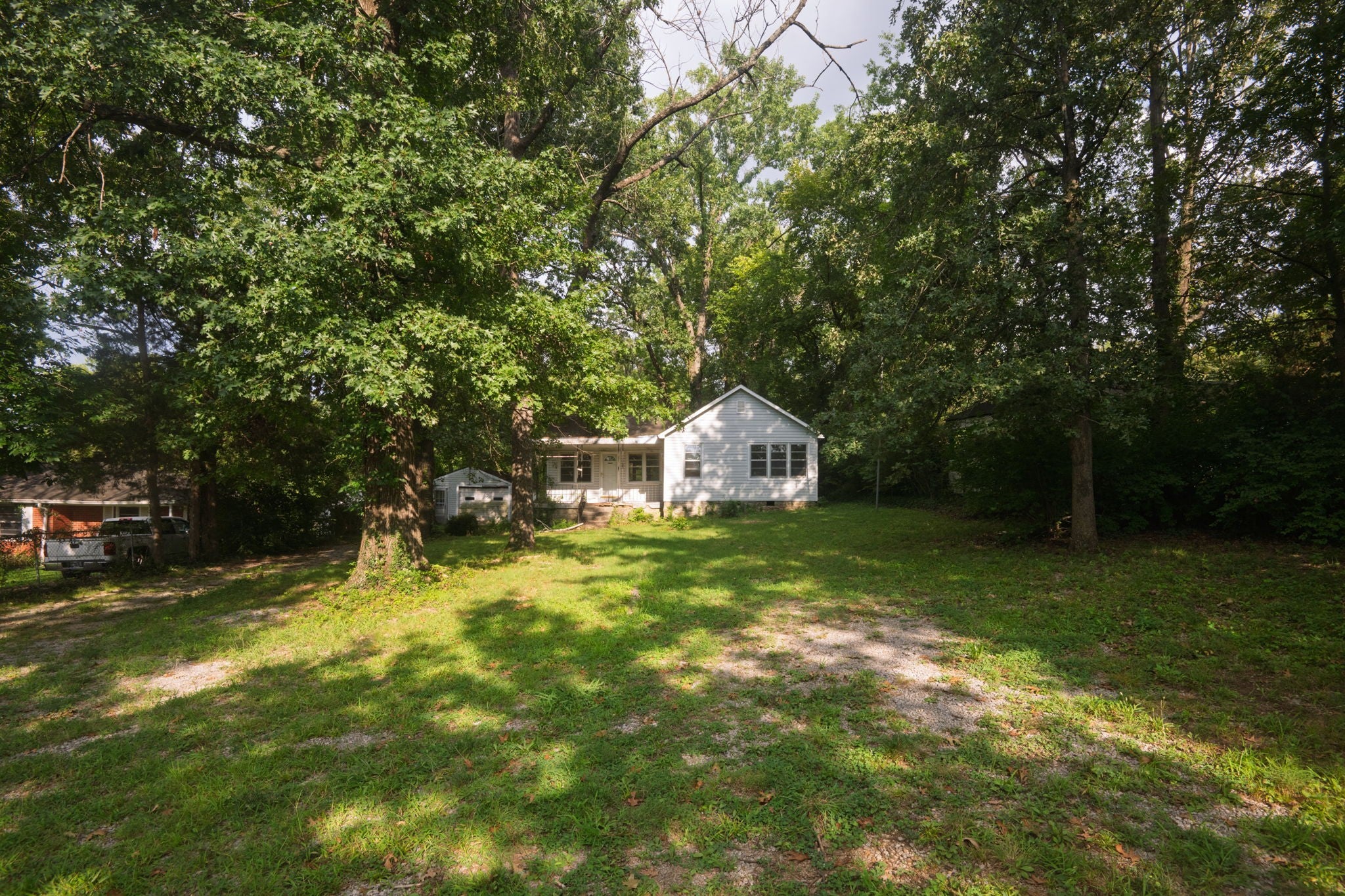 143 Hillcrest Dr