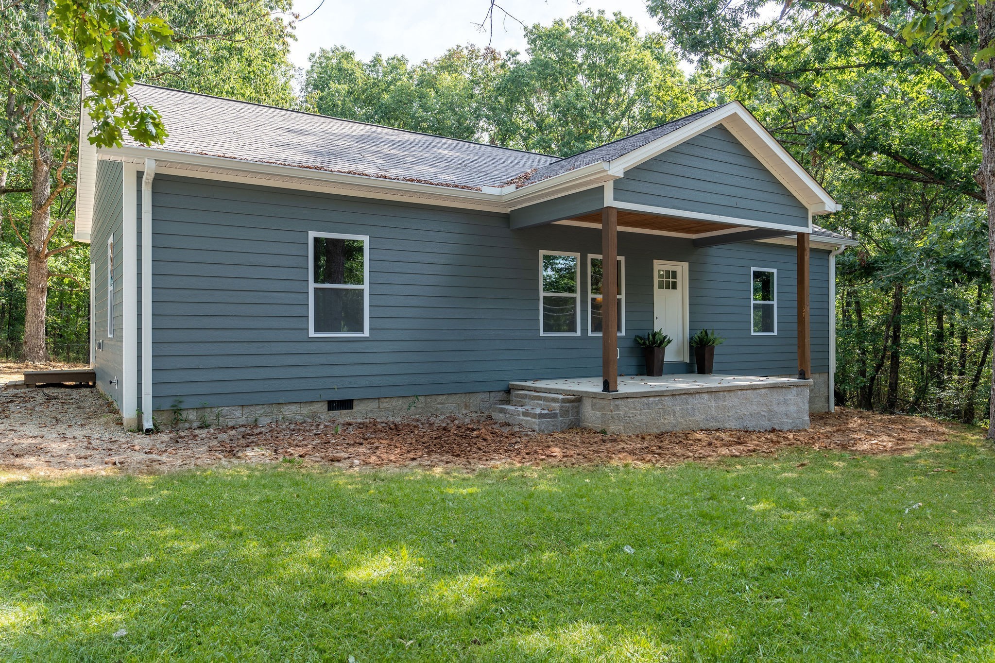 104 Mink Branch Acres Dr