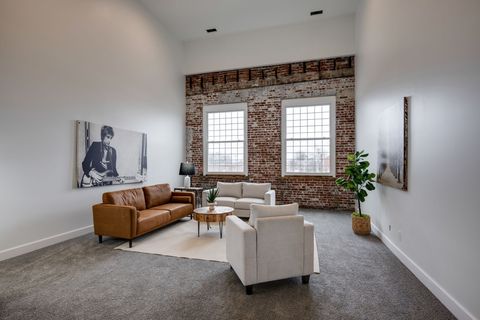 202A West College Street 4 Dickson TN 37055