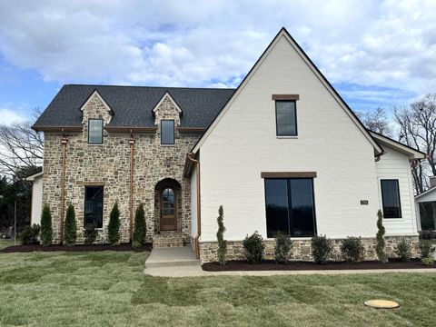 1705 Martha Washington Way #10 Murfreesboro TN 37130