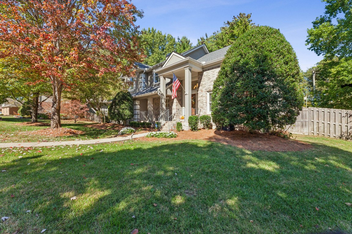 325 Mayfield Station