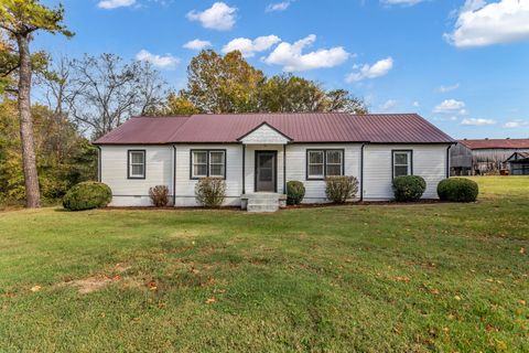 3094 Williamsport Pike Columbia TN 38401
