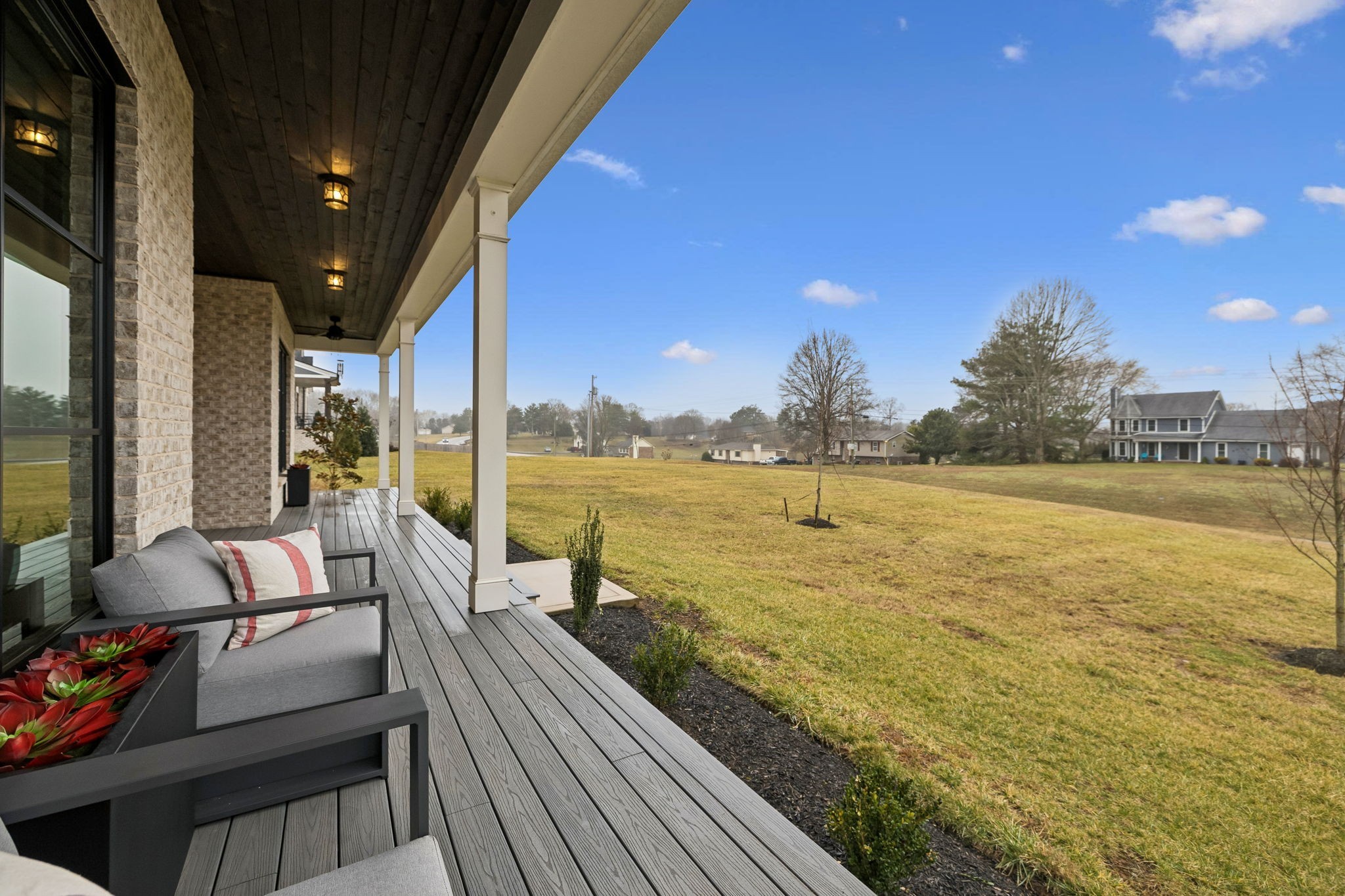 3000 Ora Ln