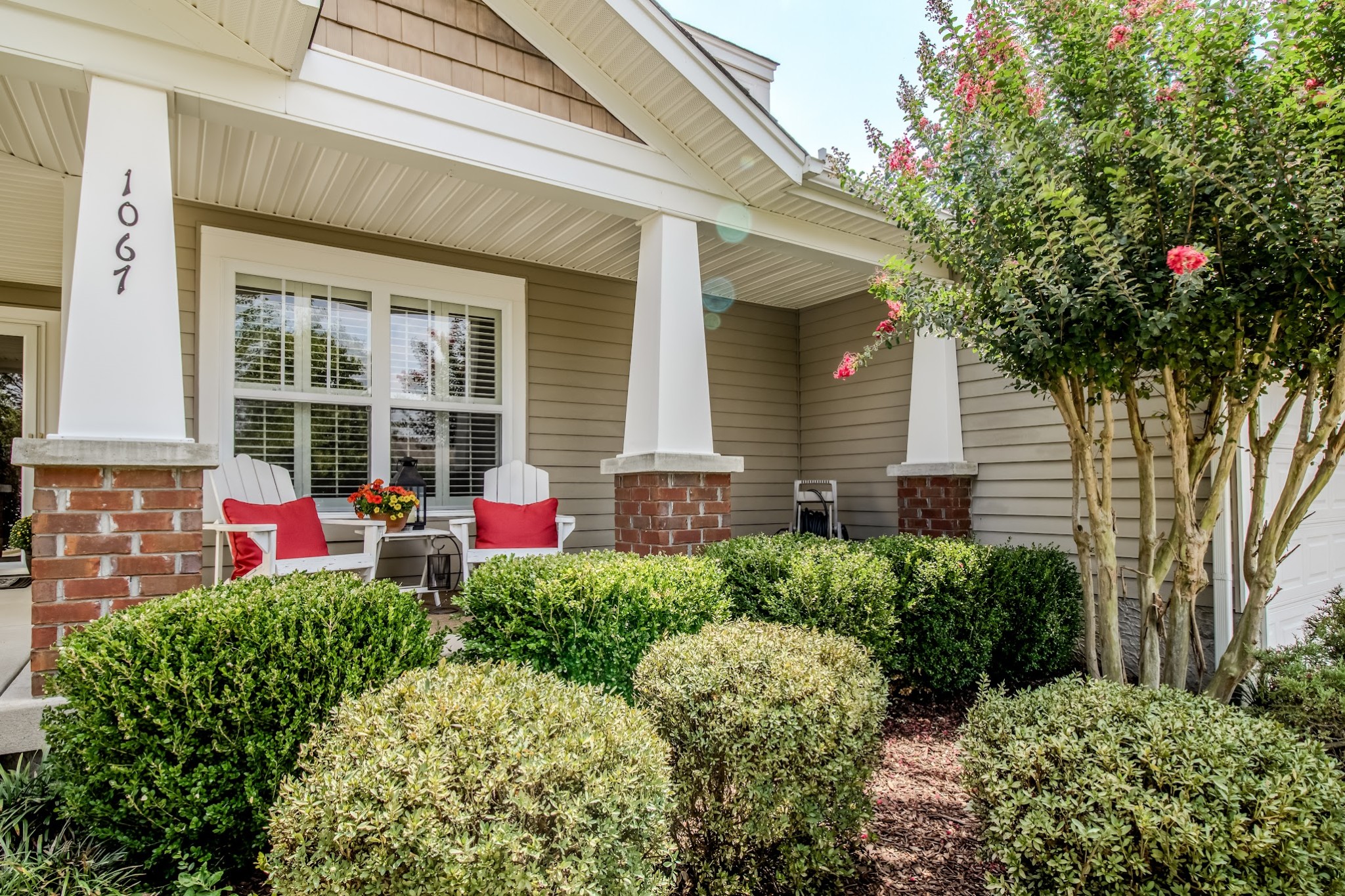 1067 Bradford Park Rd