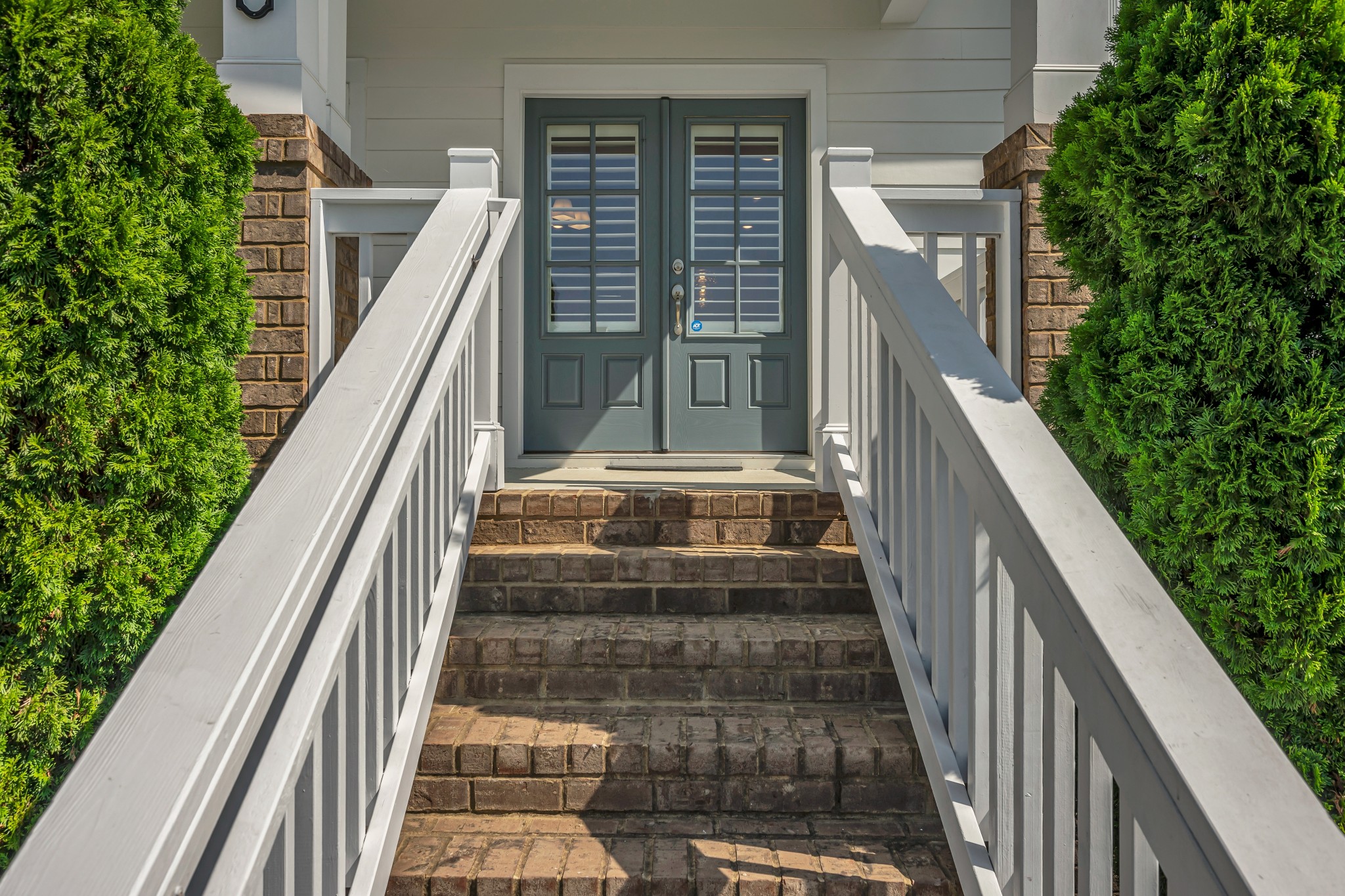621 Henry Ln