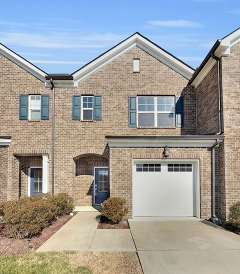 105 Fister Dr Lebanon TN 37090