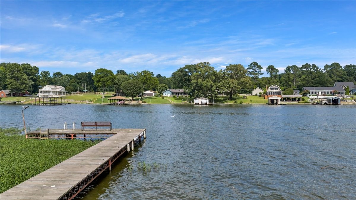 36 W Blue Heron Dr