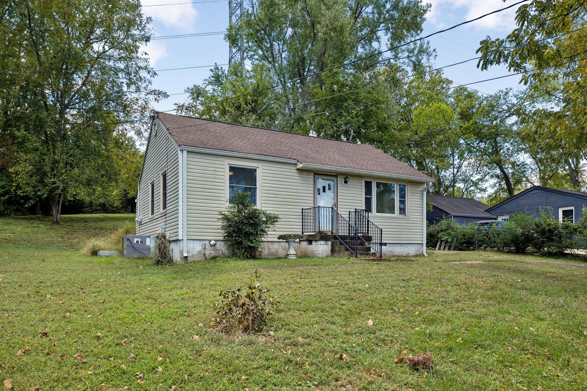 2930 Sinbad Dr