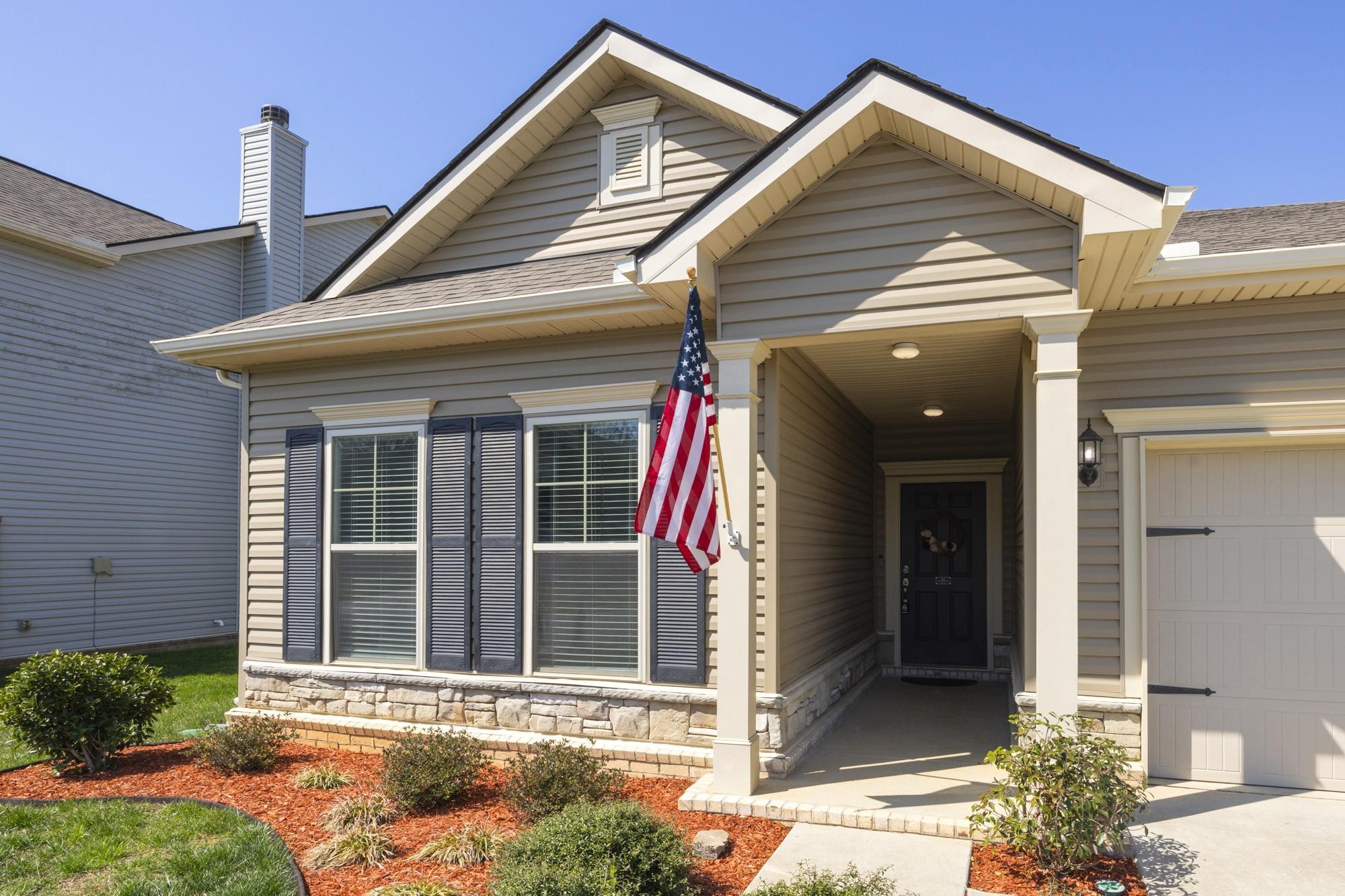 3141 Chaplins Trce