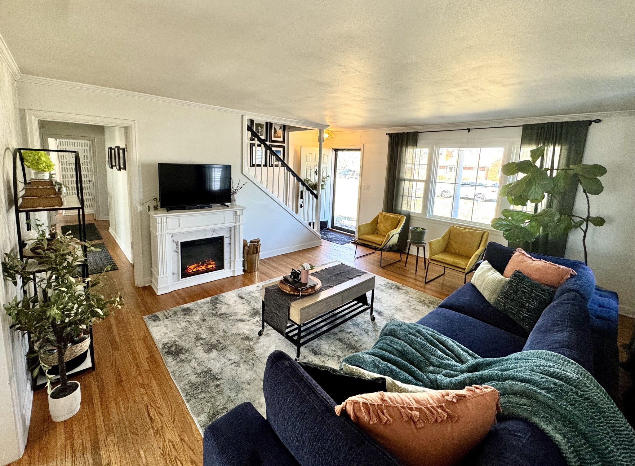 2409 Springview Dr