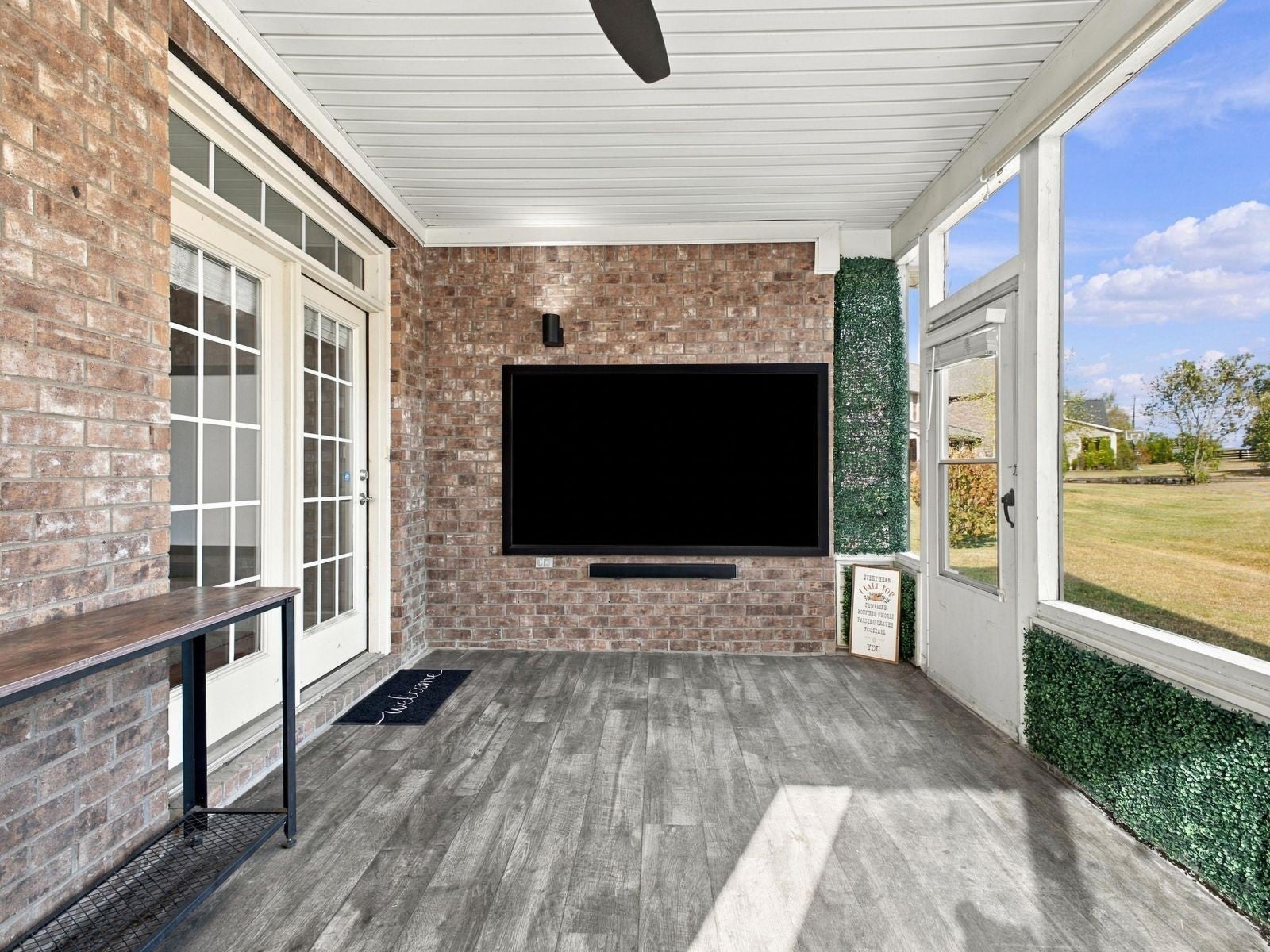 209 Dobson Branch Ct