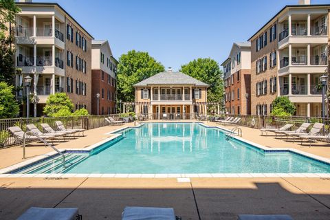 Photo of 307 Seven Springs Way #301, Brentwood, TN 37027 (MLS # 3112368)
