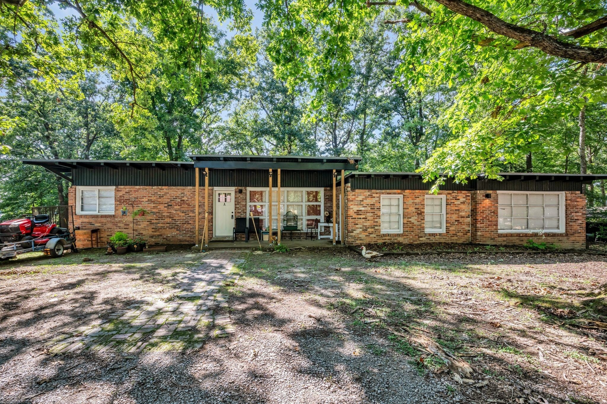 102 West Hills Terrace